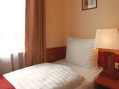 Ivbergs Messe Nord 3*